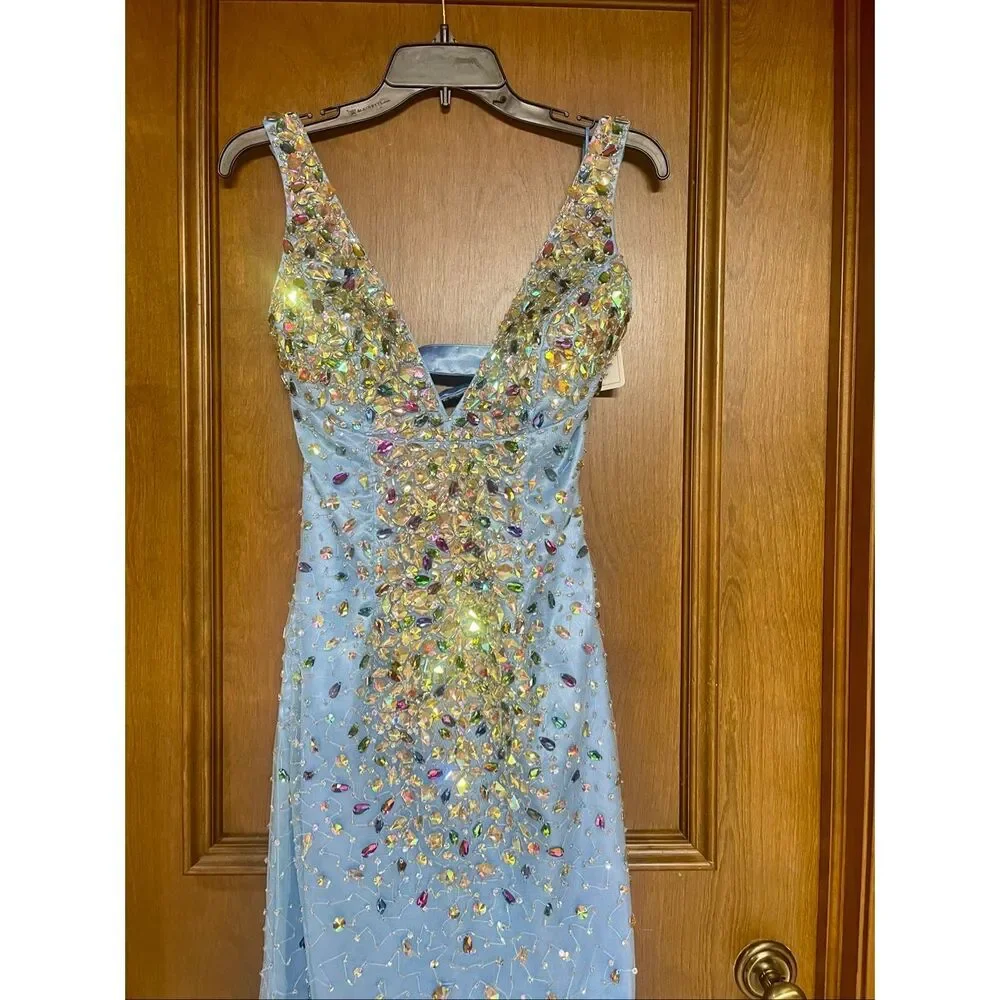 Custom made stunning gown - Picture 1 of 7